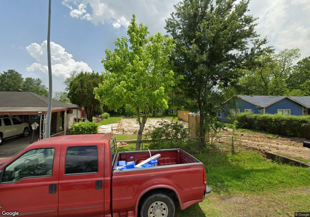 7602 W Knoll St, Houston, TX 77028 - photo 1