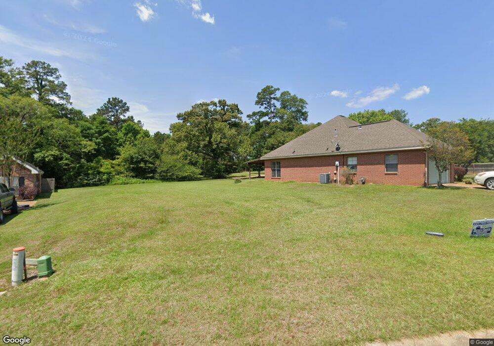 1018 Wolf Hollow Dr unit 9, Wesson, MS 39191 - photo 1