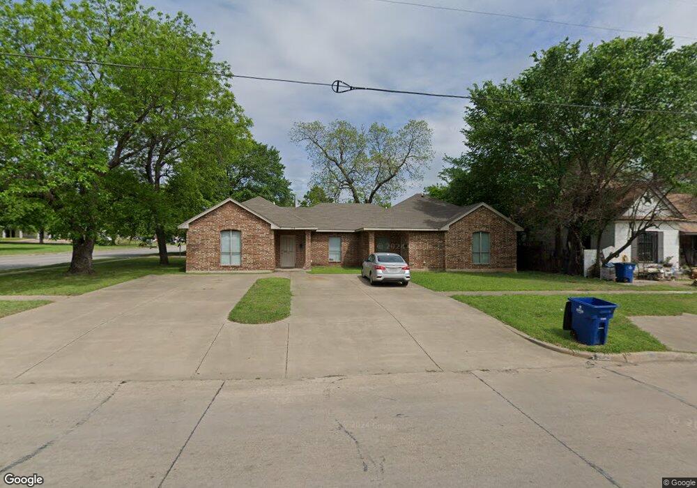 310 S Clay St unit B, Ennis, TX 75119 - photo 1