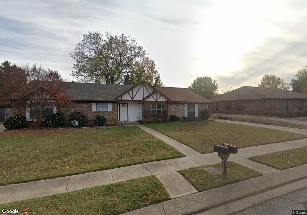 2424 Oakmont Dr, Bedford, TX 76022 - photo 1