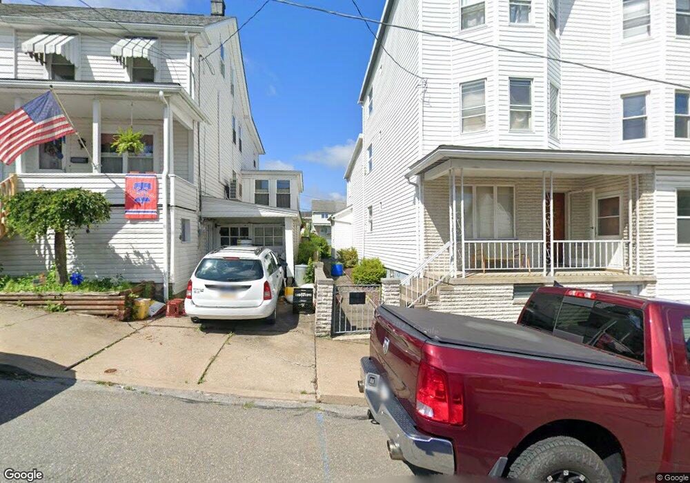 216 East St, Coaldale, PA 18218 - photo 1