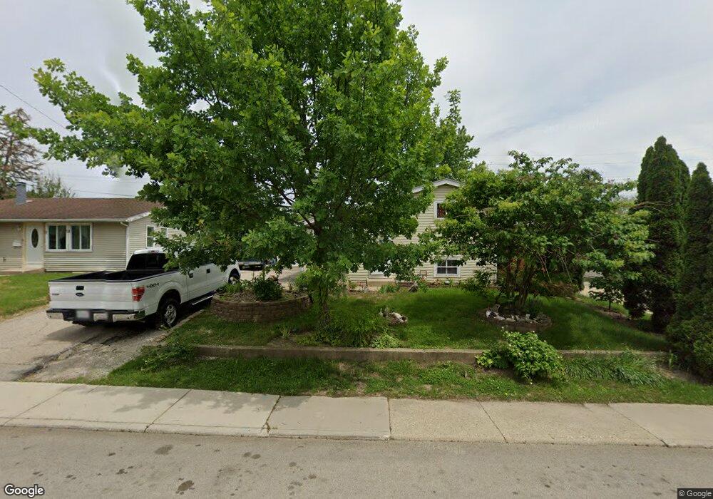 1113 Denver Dr, Carpentersville, IL 60110 - photo 1