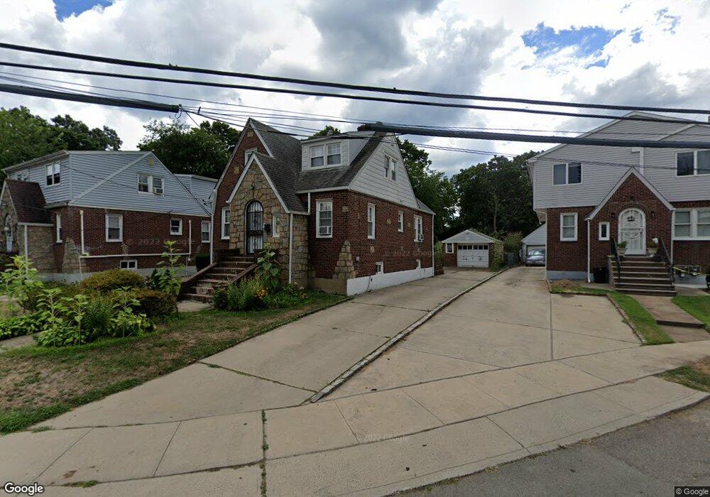 106 Wood St, Lynbrook, NY 11563 - photo 1