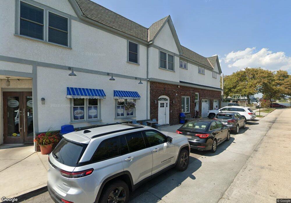 105 Putnam Blvd unit 4, Atlantic Beach, NY 11509 - photo 1