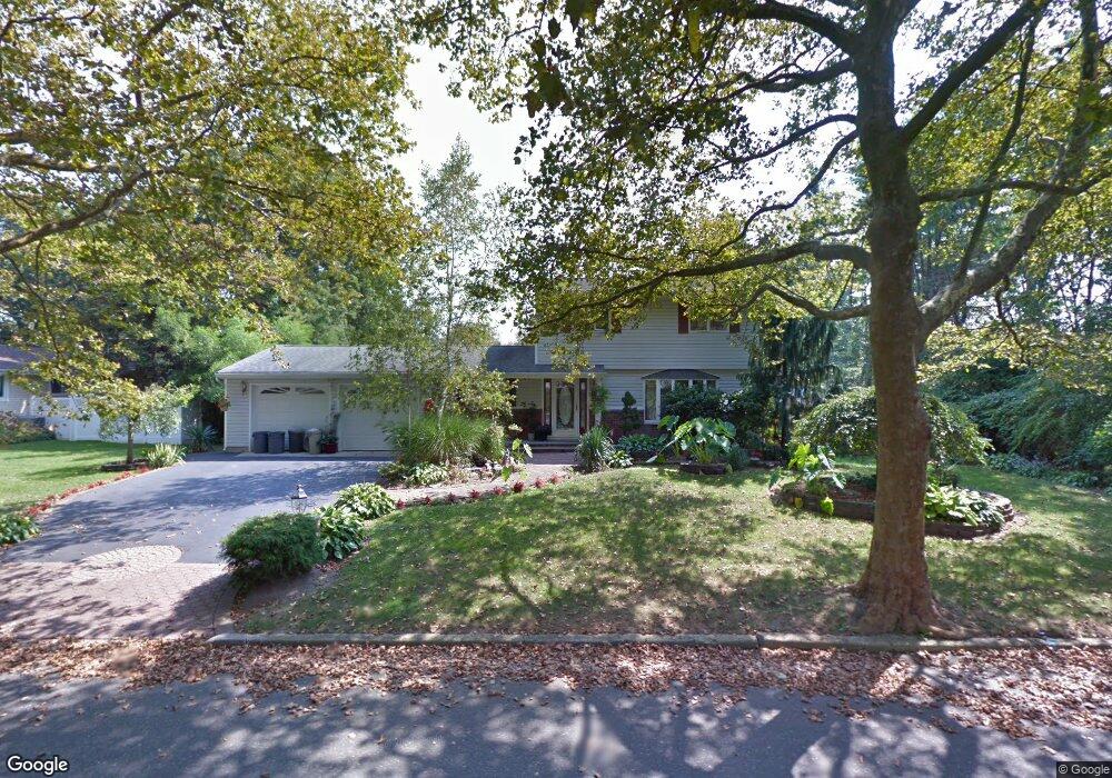 27 Leroy St, Dix Hills, NY 11746 - photo 1