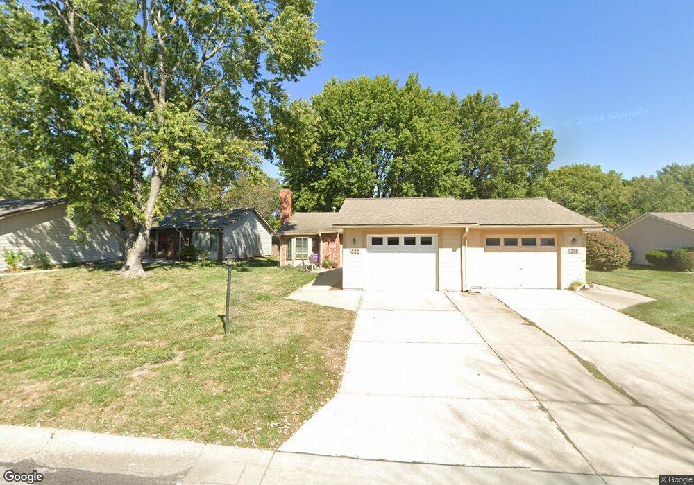 1320 W Jenkins Blvd, Raymore, MO 64083 - photo 1