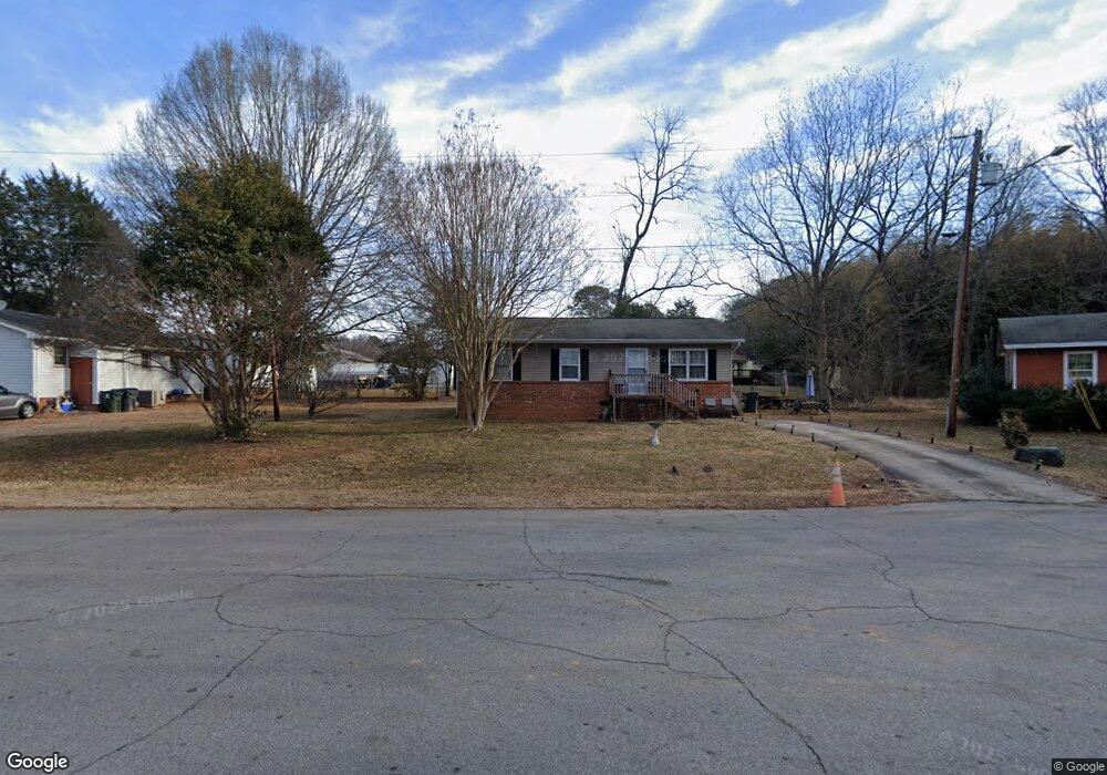 103 Meadow Cir, Oxford, NC 27565 - photo 1