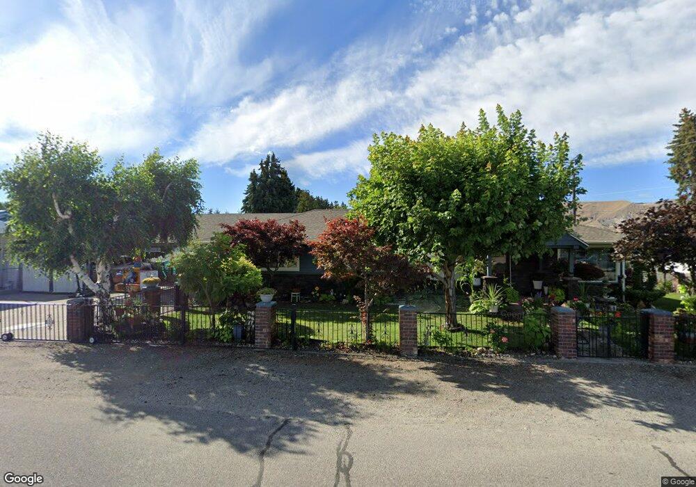 342 6th St NE, East Wenatchee, WA 98802 - photo 1