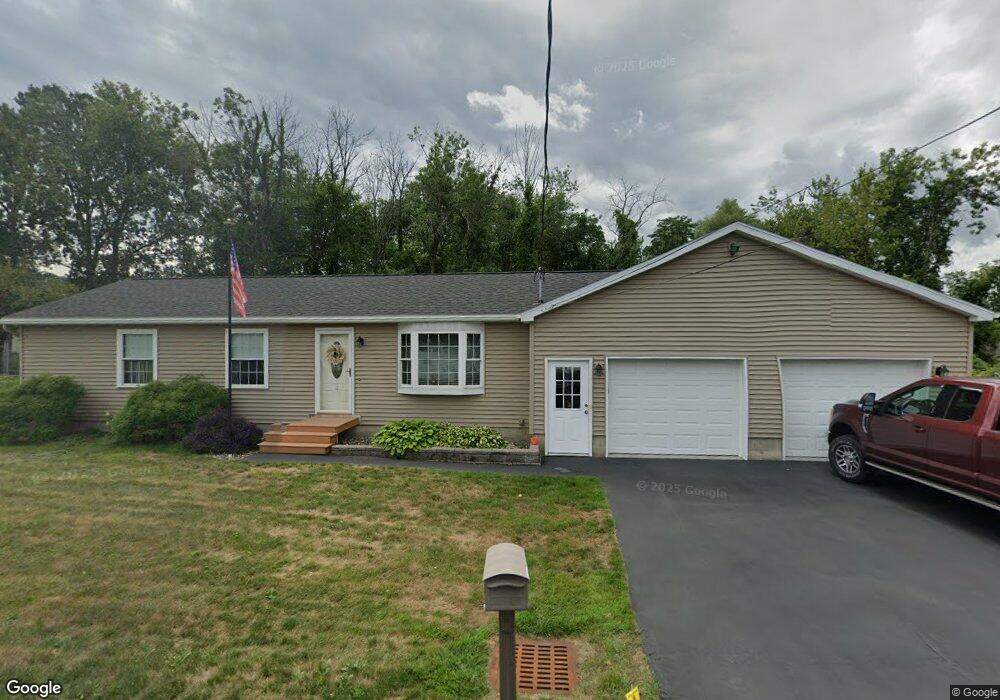 11 Birch Ln, Rensselaer, NY 12144 - photo 1