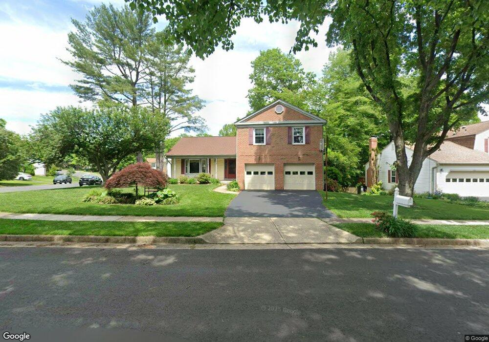 7201 Duck Ct, Springfield, VA 22152 - photo 1