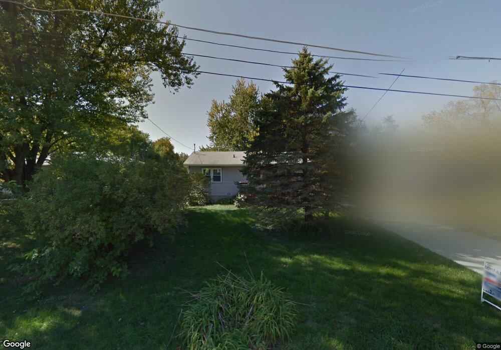 823 E 10th St N, Newton, IA 50208 - photo 1