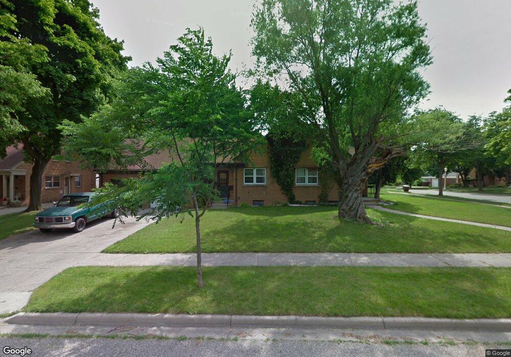 237 West St, Lansing, MI 48915 - photo 1