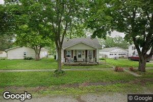 119 S College St, Assumption, IL 62510