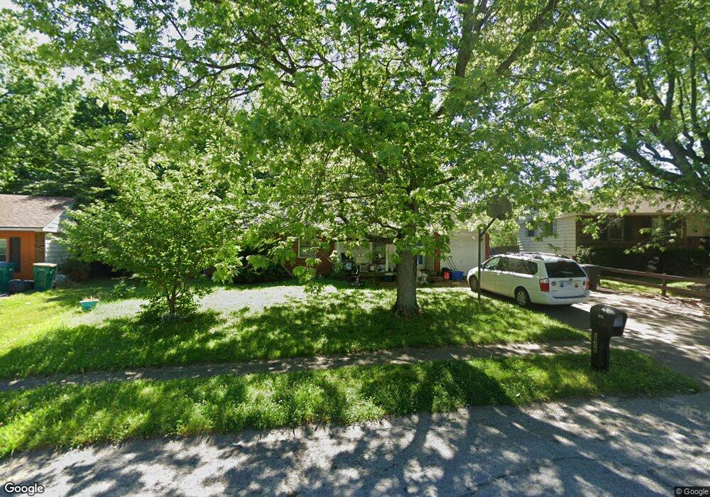 1015 Brookside Ln, Plainfield, IN 46168 - photo 1