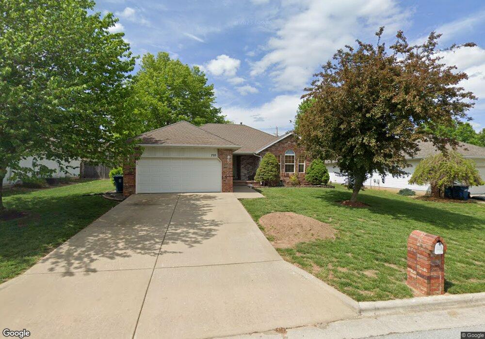705 S Aurora Ct, Nixa, MO 65714 - photo 1
