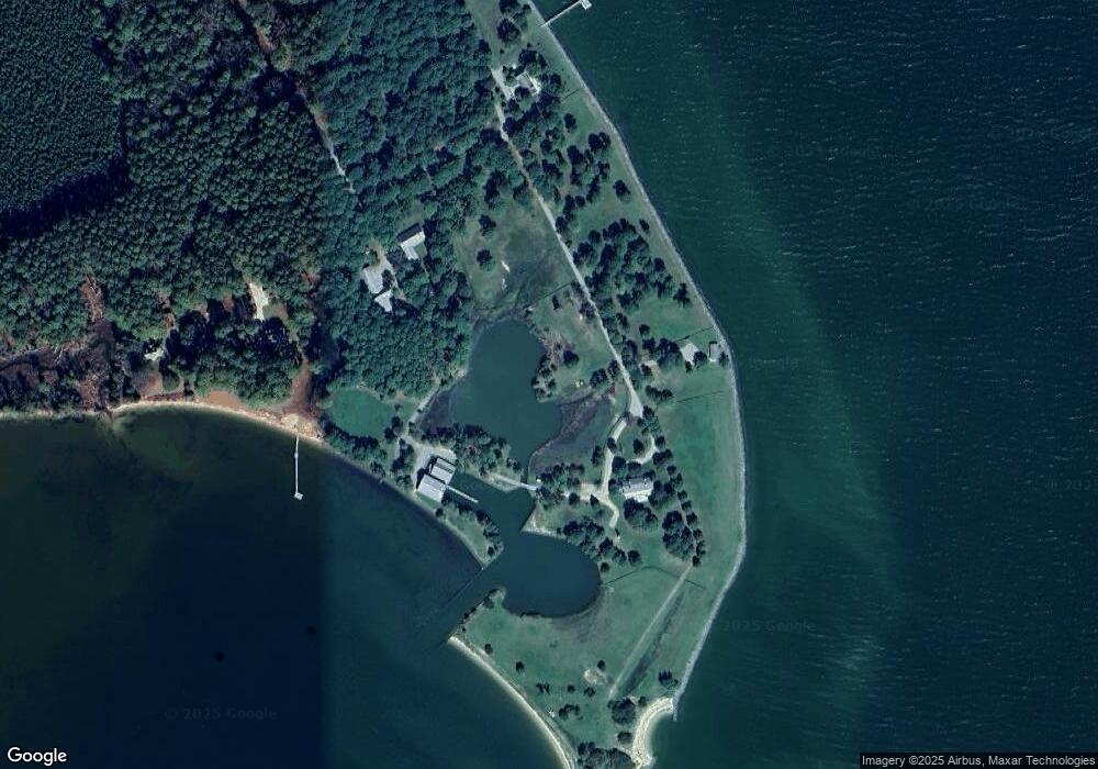 437 Lynch Point Rd, Kinsale, VA 22488 - photo 1