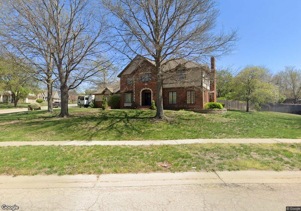 3600 SW Stonybrook Dr, Topeka, KS 66614 - photo 1