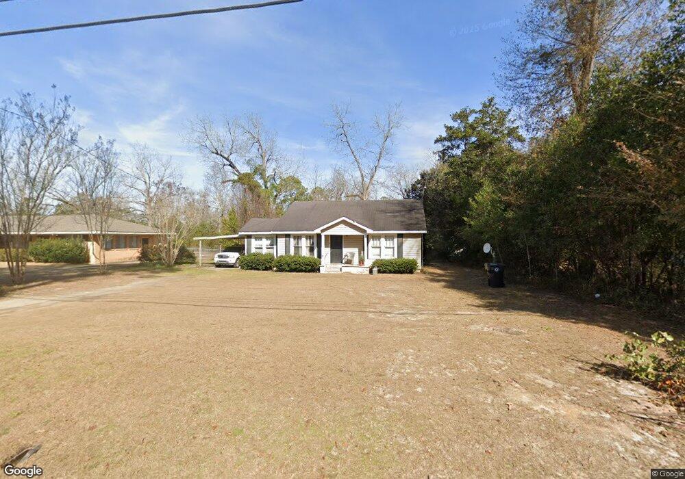 572 E Pine St, Colquitt, GA 39837 - photo 1