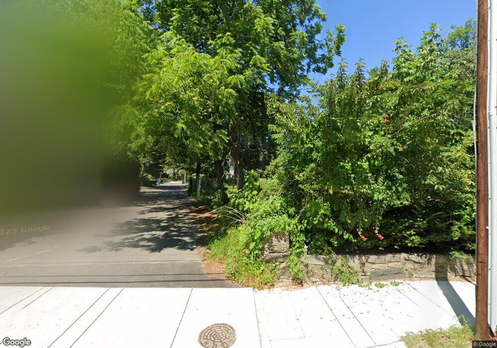 19 Webster Ct, Newton Center, MA 02459 - photo 1