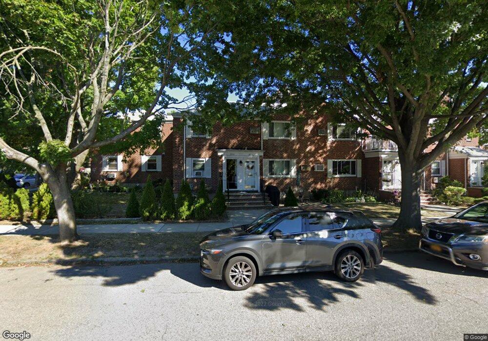 264-01 Langston Ave unit B, Glen Oaks, NY 11004 - photo 1