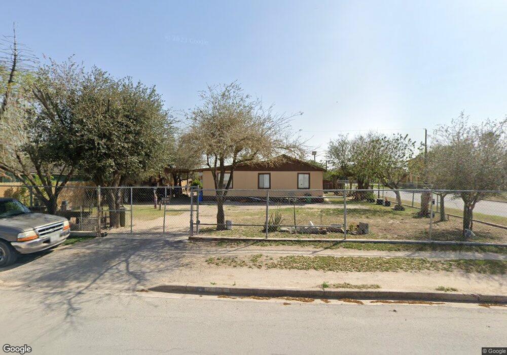 215 San Vicente Dr, Alamo, TX 78516 - photo 1