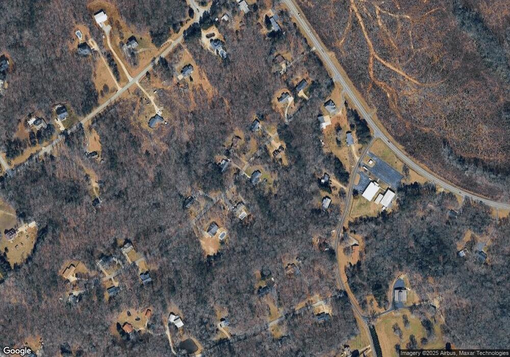 222 Laurel Oak Dr, Cornelia, GA 30531 - photo 1