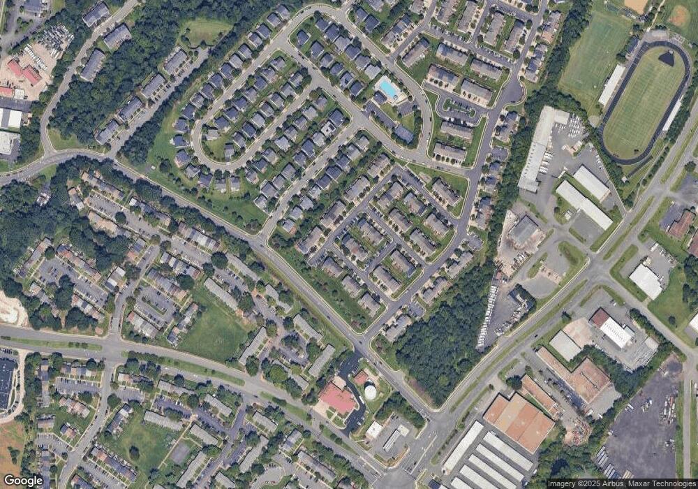 8177 Rainwater Cir, Manassas, VA 20111 - photo 1