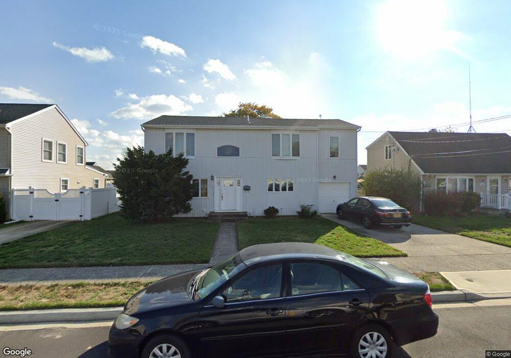 184 Byrd St, Oceanside, NY 11572 - photo 1