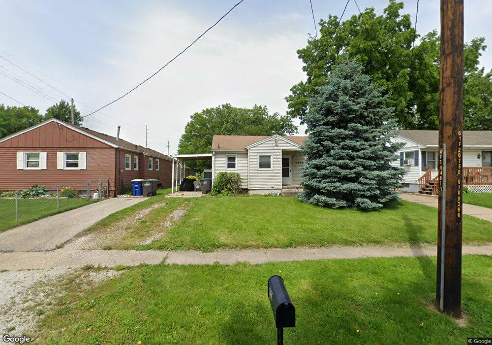 2304 E 23rd St, Des Moines, IA 50317 - photo 1