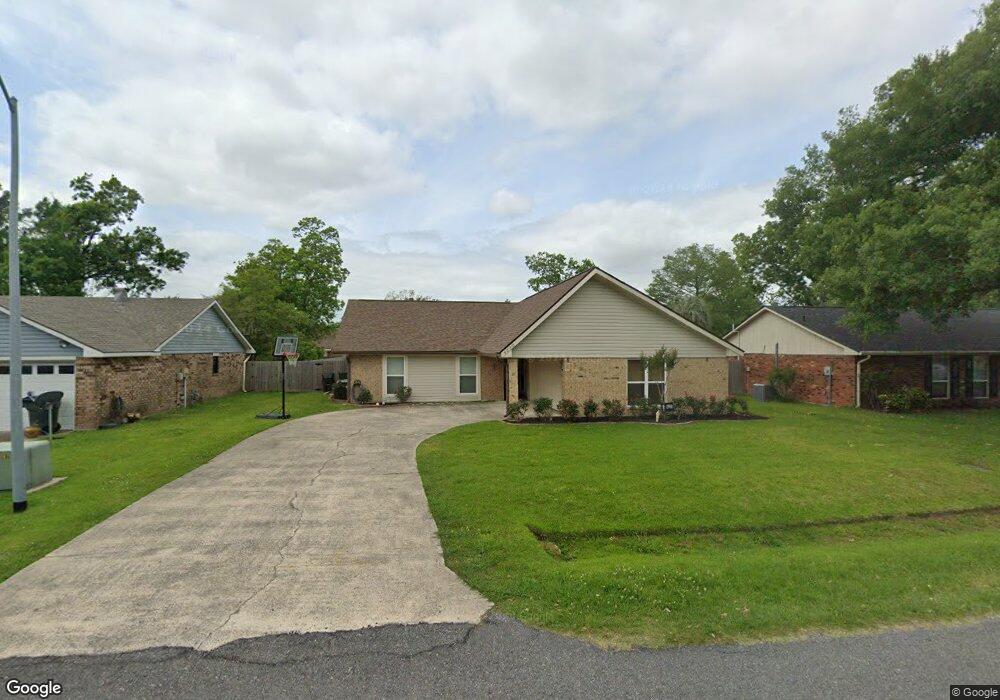 4530 E Meadow Ln, Lake Charles, LA 70605 - photo 1