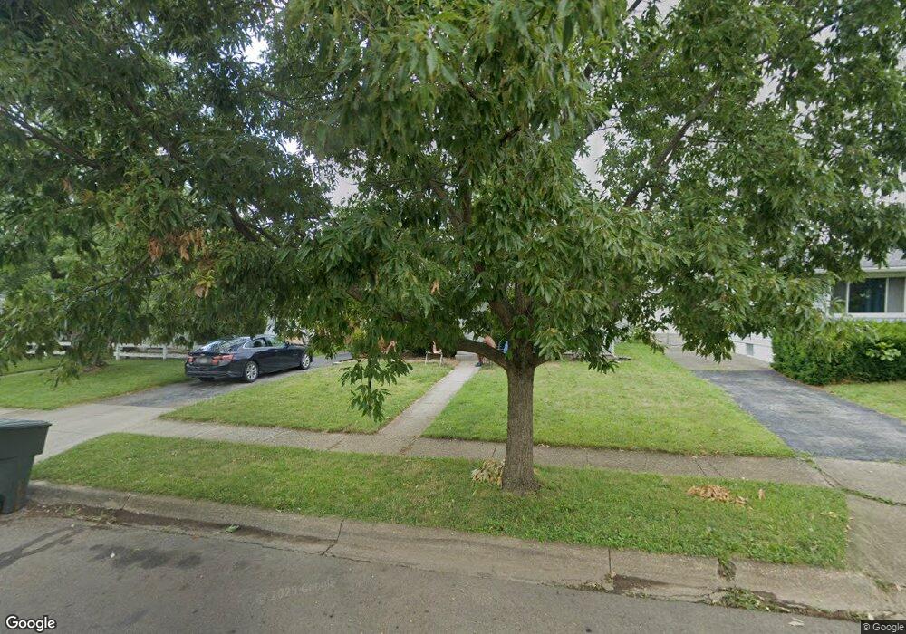 847 Savannah Dr, Columbus, OH 43228 - photo 1