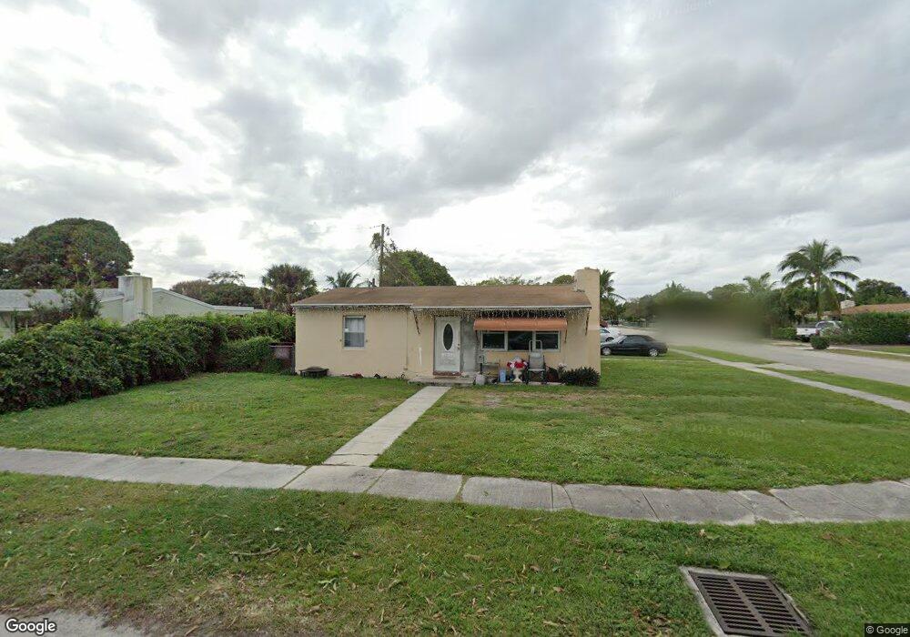 2313 Cypress Rd, West Palm Beach, FL 33409 - photo 1