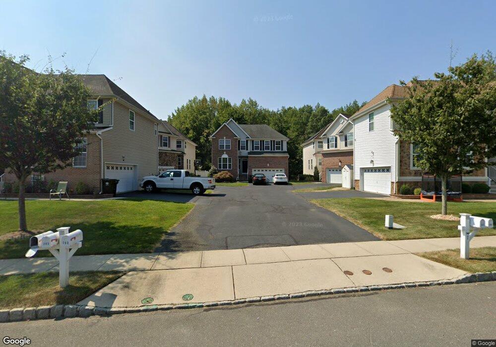 203 Morning Glory Dr, Monroe Township, NJ 08831 - photo 1