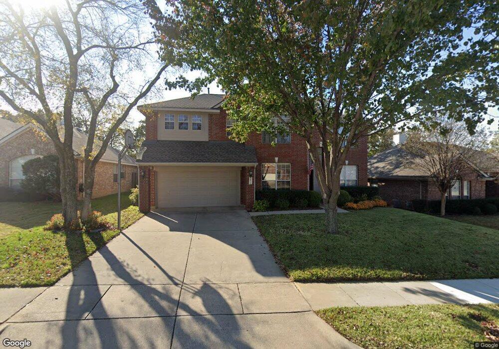 2812 Hollow Ridge Dr, Denton, TX 76210 - photo 1