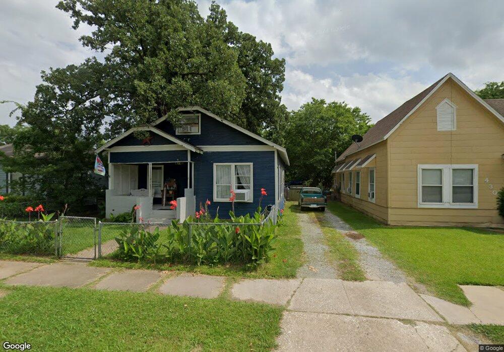 426 W Hull St, Denison, TX 75020 - photo 1