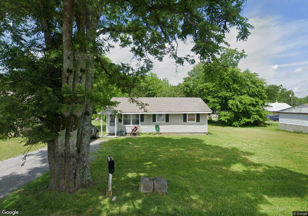 469 Evans St, Shelbyville, TN 37160 - photo 1