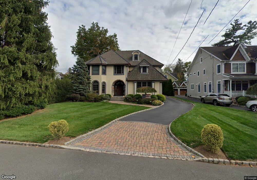 1 Kirkview Cir, Westfield, NJ 07090 - photo 1