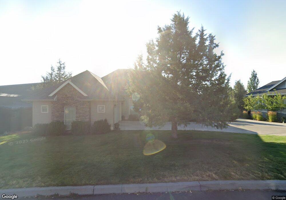 2544 NW Awbrey Point Cir, Bend, OR 97701 - photo 1