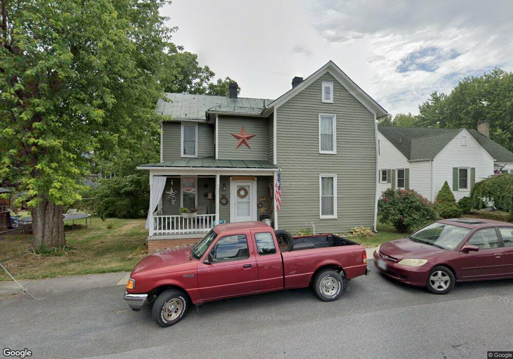 368 Brown St, Strasburg, VA 22657 - photo 1