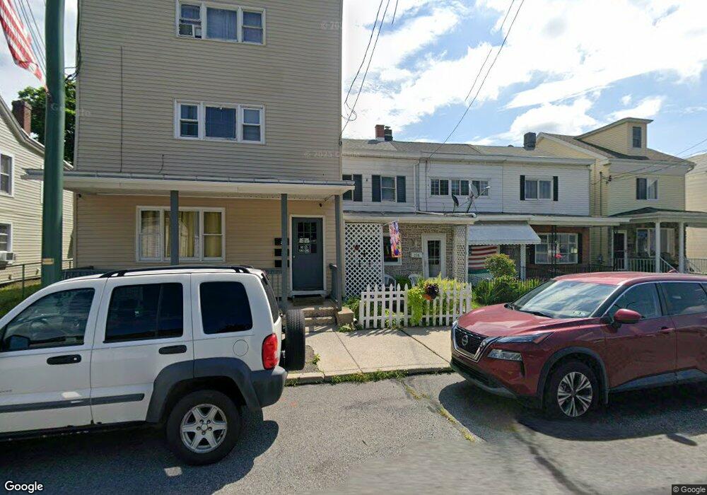 233 N 2nd St, Saint Clair, PA 17970 - photo 1