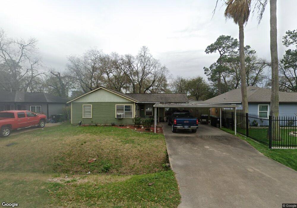 810 E Sunnyside St, Houston, TX 77076 - photo 1