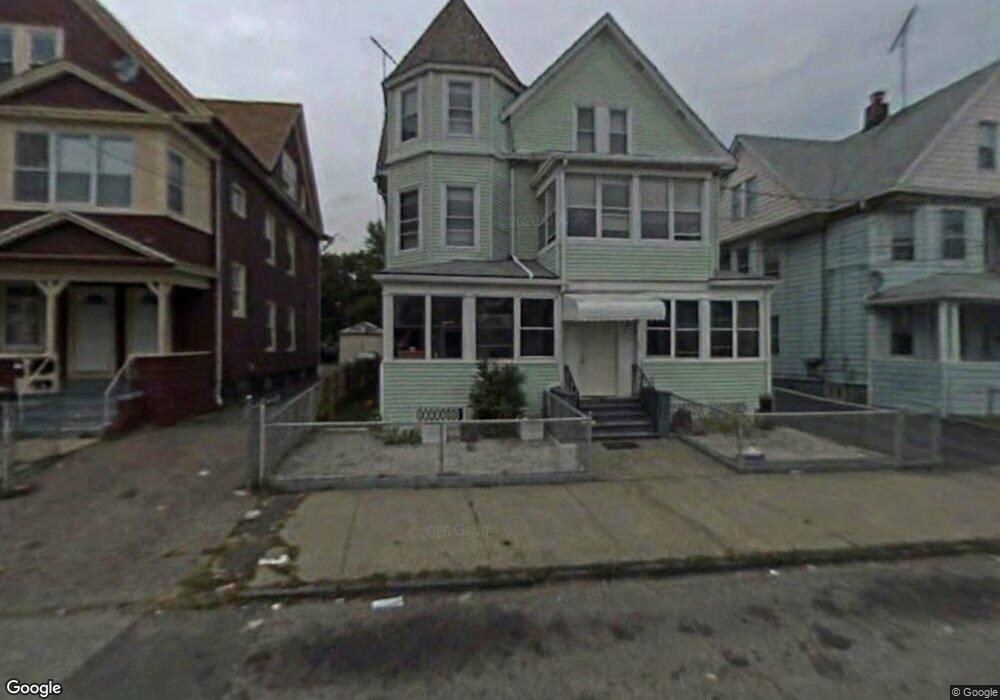 161 Deacon St unit 2nd fl, Bridgeport, CT 06607 - photo 1