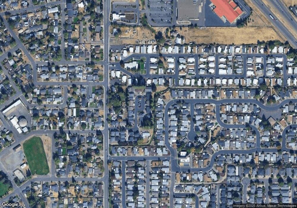 648 Shadow Way, Central Point, OR 97502 - photo 1