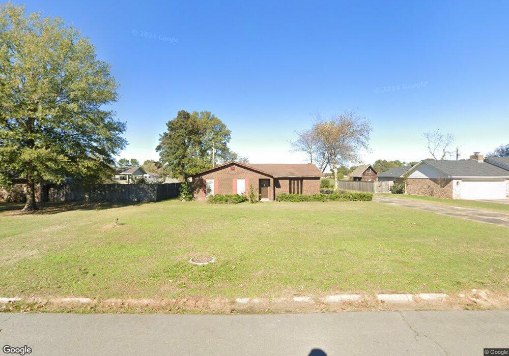 1303 E 21st St, Stuttgart, AR 72160 - photo 1