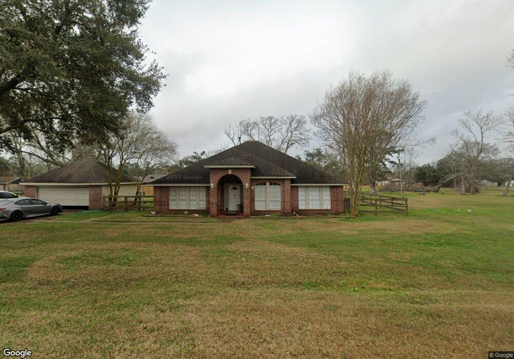 61 Fulton Dr W, Alvin, TX 77511 - photo 1