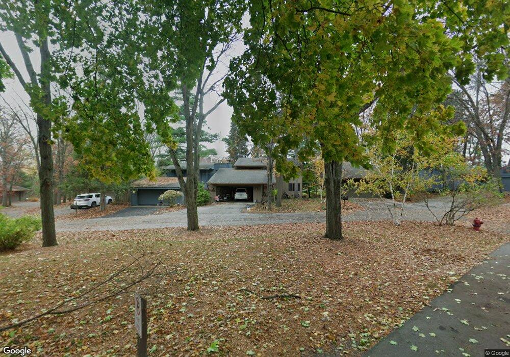 6774 Red Cedar Ln unit 16, West Bloomfield, MI 48324 - photo 1