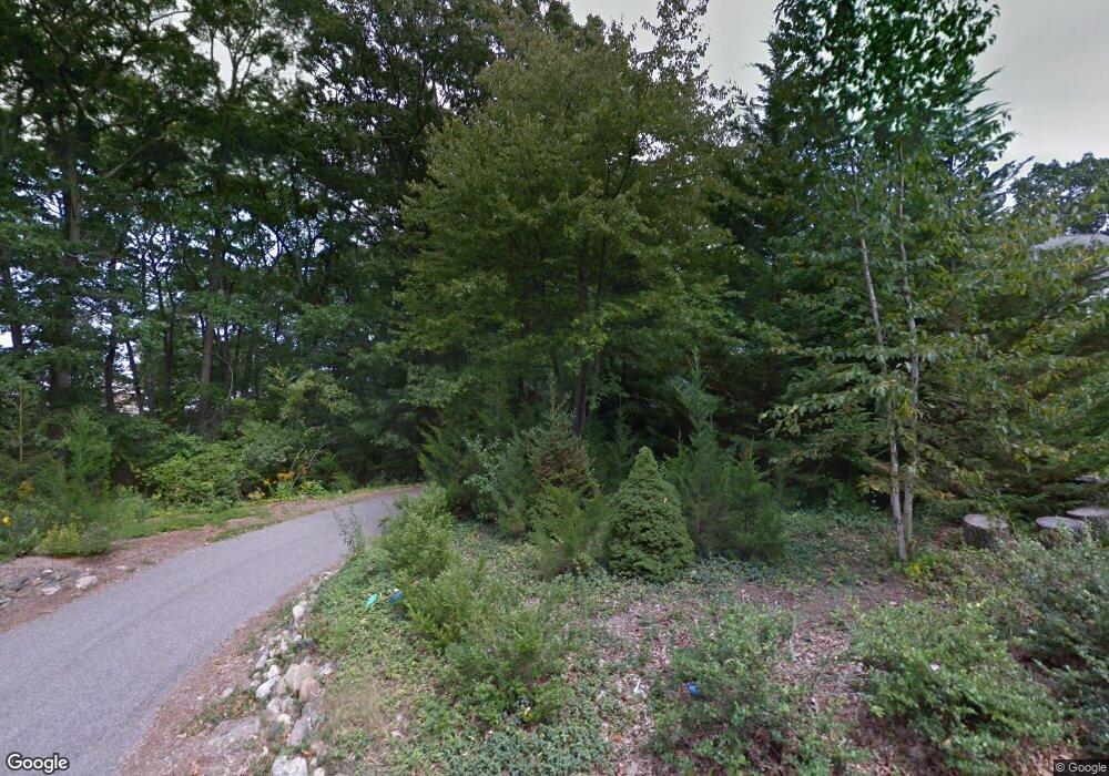 61 Yarmouth Dr, Westerly, RI 02891 - photo 1