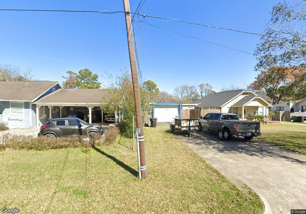 8341 Detroit St unit B, Houston, TX 77017 - photo 1