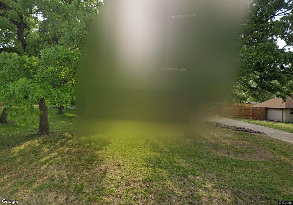 804 Vickie Dr, Azle, TX 76020 - photo 1