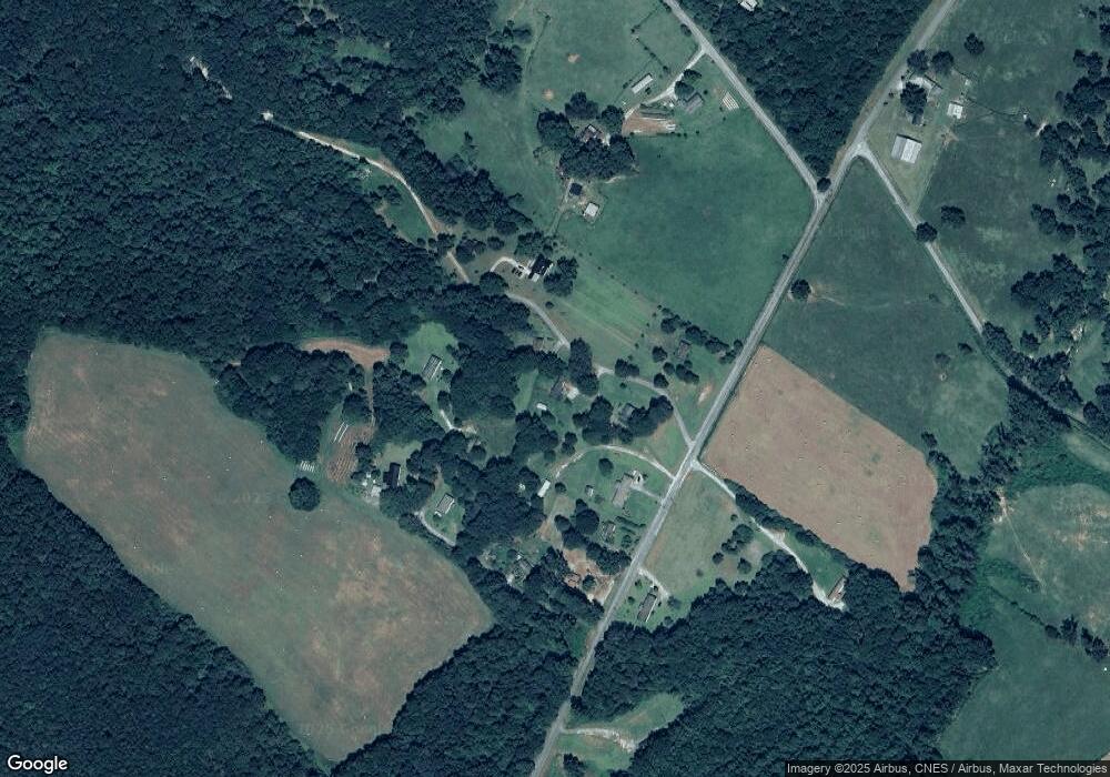 69 Orsley Twins Rd, Dewy Rose, GA 30634 - photo 1